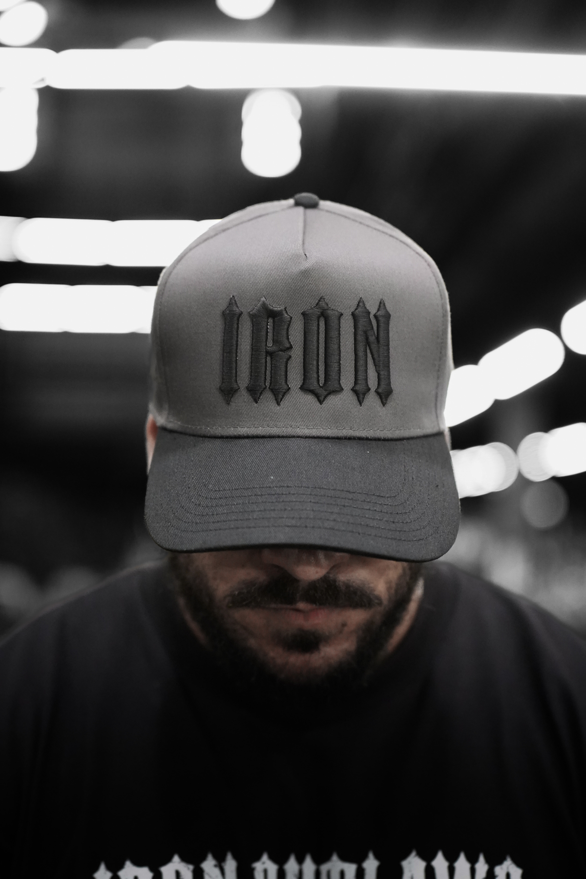 Iron Family Snapback Grey