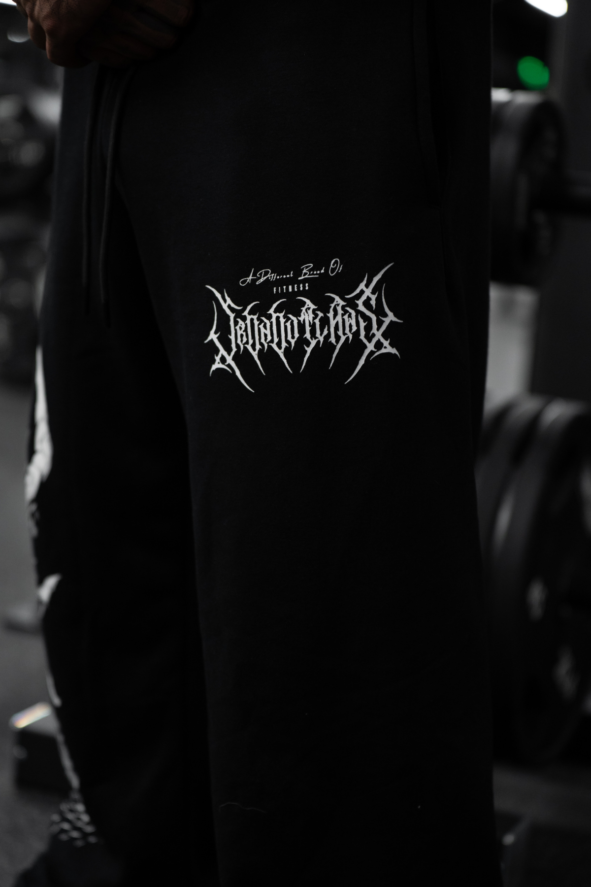 Midweight Serpent Sweatpants Black